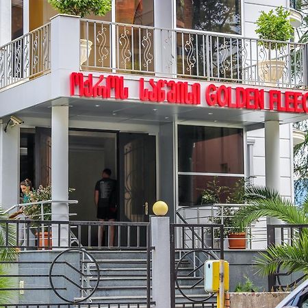 Golden Fleece Hotel ウレキ エクステリア 写真