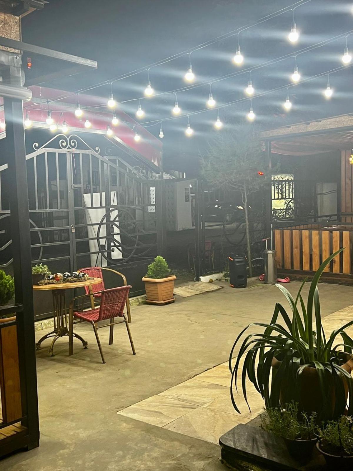 Golden Fleece Hotel ウレキ エクステリア 写真